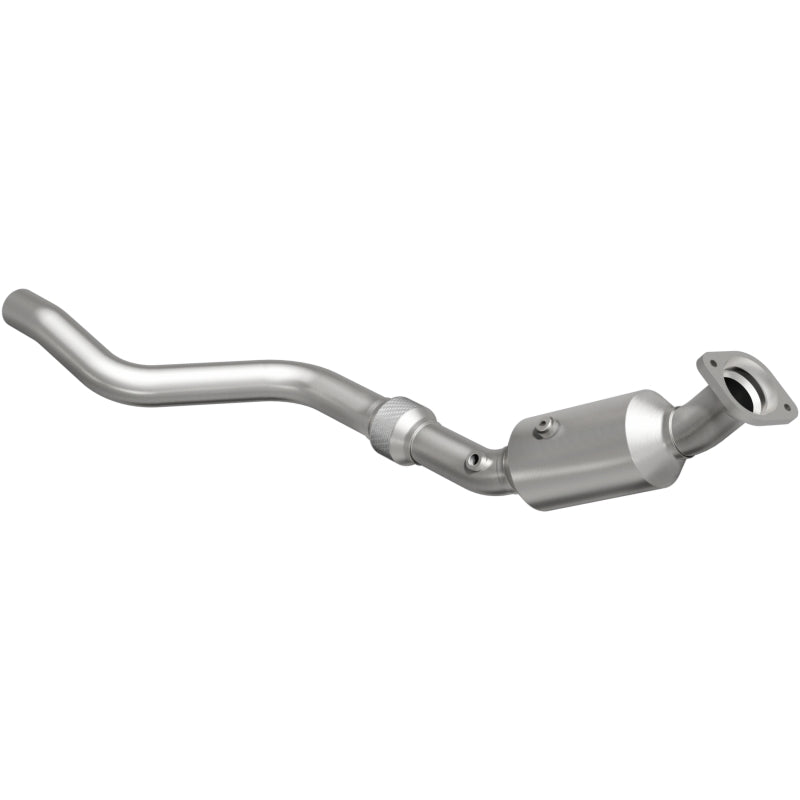 MagnaFlow OEM Grade Federal / EPA Compliant Direct-Fit Catalytic Converter 49243 Photo - Primary