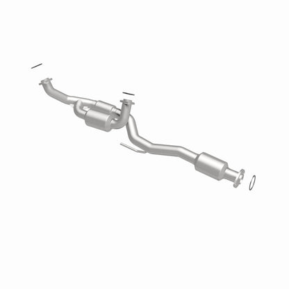MagnaFlow OEM Grade Federal / EPA Compliant Direct-Fit Catalytic Converter 52086 360 Degree Image Set
