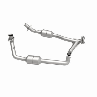 MagnaFlow Ford OEM Grade Federal / EPA Compliant Direct-Fit Catalytic Converter 51378 360 Degree Image Set