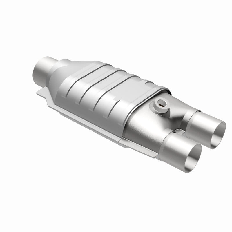 MagnaFlow California Grade CARB Compliant Universal Catalytic Converter 3322037 360 Degree Image Set