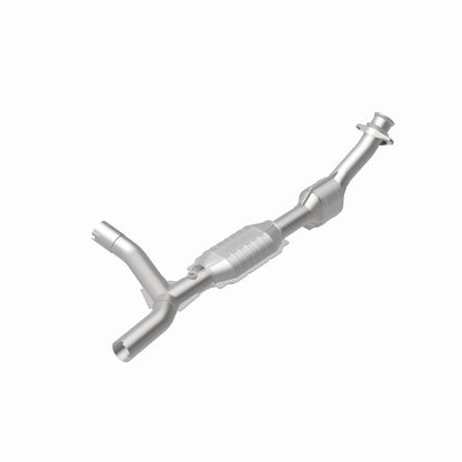 MagnaFlow Ford HM Grade Federal / EPA Compliant Direct-Fit Catalytic Converter 93151 360 Degree Image Set