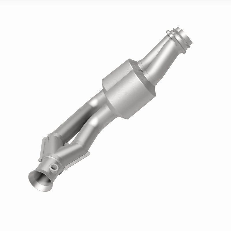 MagnaFlow Jaguar HM Grade Federal / EPA Compliant Direct-Fit Catalytic Converter 24226 360 Degree Image Set