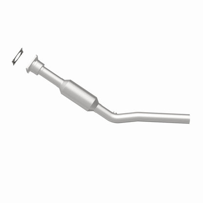 MagnaFlow California Grade CARB Compliant Direct-Fit Catalytic Converter 4481015 360 Degree Image Set