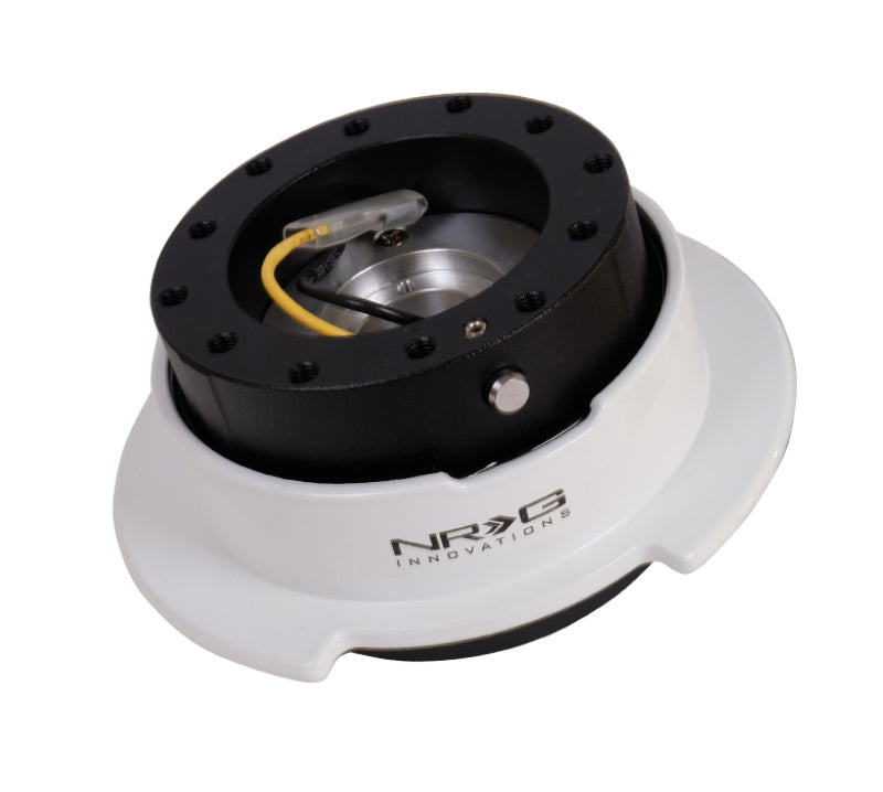 NRG Quick Release Kit Gen 2.5 - Black / White Ring w/Finger Grooves SRK-250BK-WT SRK-250BK-WT Photo - Primary