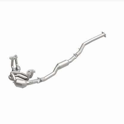 Magnaflow 14-17 Subaru Crosstrek 2.0L Direct Fit Converter 23-184 23-184 360 Degree Image Set