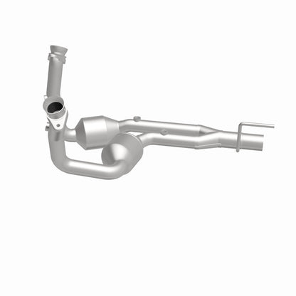 MagnaFlow Jeep Grand Cherokee OEM Grade Federal / EPA Compliant Direct-Fit Catalytic Converter 49074 360 Degree Image Set