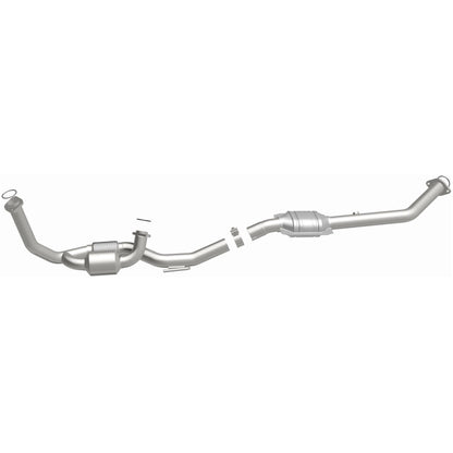 MagnaFlow Toyota Sienna California Grade CARB Compliant Direct-Fit Catalytic Converter 447163 Photo - out of package