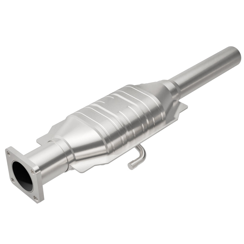 MagnaFlow Jeep Standard Grade Federal / EPA Compliant Direct-Fit Catalytic Converter 23224 Photo - Primary