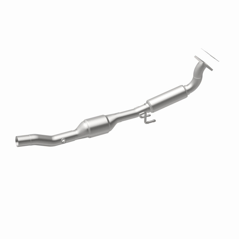 MagnaFlow Volkswagen OEM Grade Federal / EPA Compliant Direct-Fit Catalytic Converter 51526 360 Degree Image Set