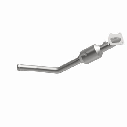 MagnaFlow OEM Grade Federal / EPA Compliant Direct-Fit Catalytic Converter 21-250 360 Degree Image Set