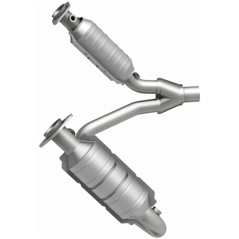 MagnaFlow Mitsubishi Raider California Grade CARB Compliant Direct-Fit Catalytic Converter 4451627 Photo - out of package
