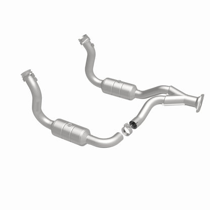 MagnaFlow Ford California Grade CARB Compliant Direct-Fit Catalytic Converter 5451760 360 Degree Image Set