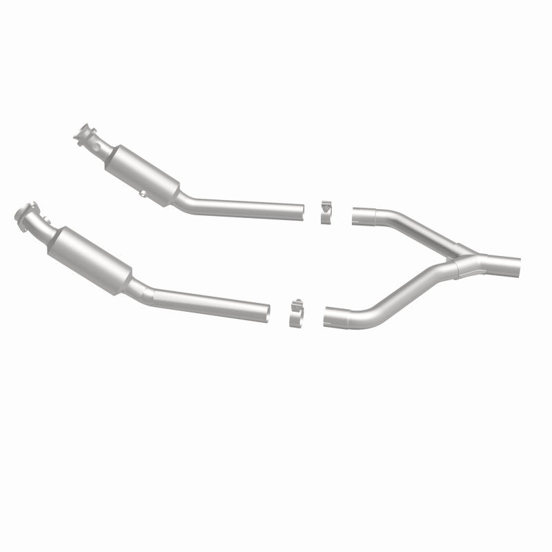 MagnaFlow Ford Mustang California Grade CARB Compliant Direct-Fit Catalytic Converter 5561533 360 Degree Image Set