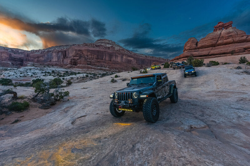ORACLE Lighting Oracle Jeep Wrangler JL/Gladiator JT Integrated Windshield LED Light Bar System 5917-023 5917-023 Photo - lifestyle view