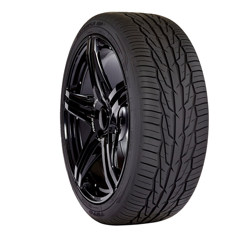 TOYO Extensa HP II Tire - 245/40R19 98W 196500