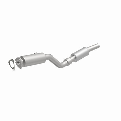MagnaFlow Audi A4 Quattro HM Grade Federal / EPA Compliant Direct-Fit Catalytic Converter 24354 360 Degree Image Set