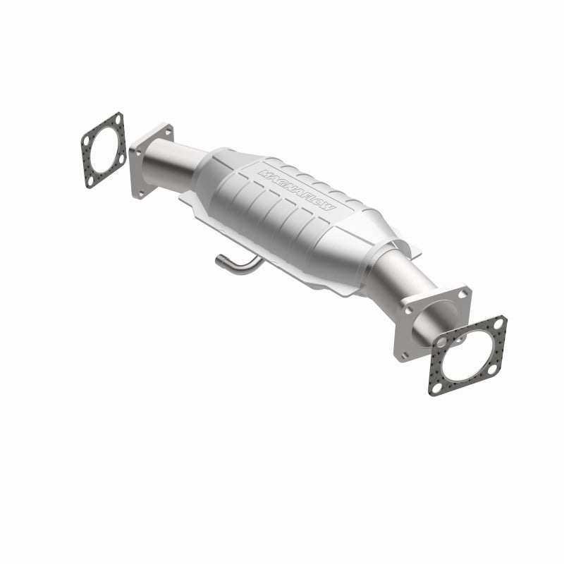 MagnaFlow Chevrolet Standard Grade Federal / EPA Compliant Direct-Fit Catalytic Converter 93426 360 Degree Image Set