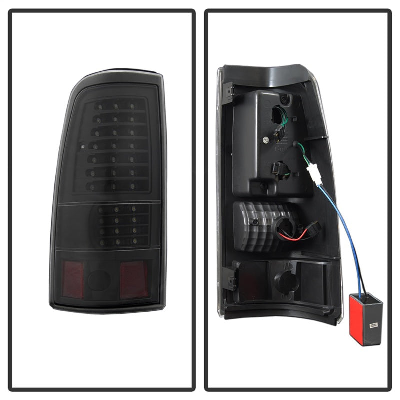 SPYDER xTune 03-06 Chevrolet Silverado 1500 LED Tail Lights - Black (ALT-JH-CSIL03-LED-BK) 9037634 9037634 Photo - Unmounted