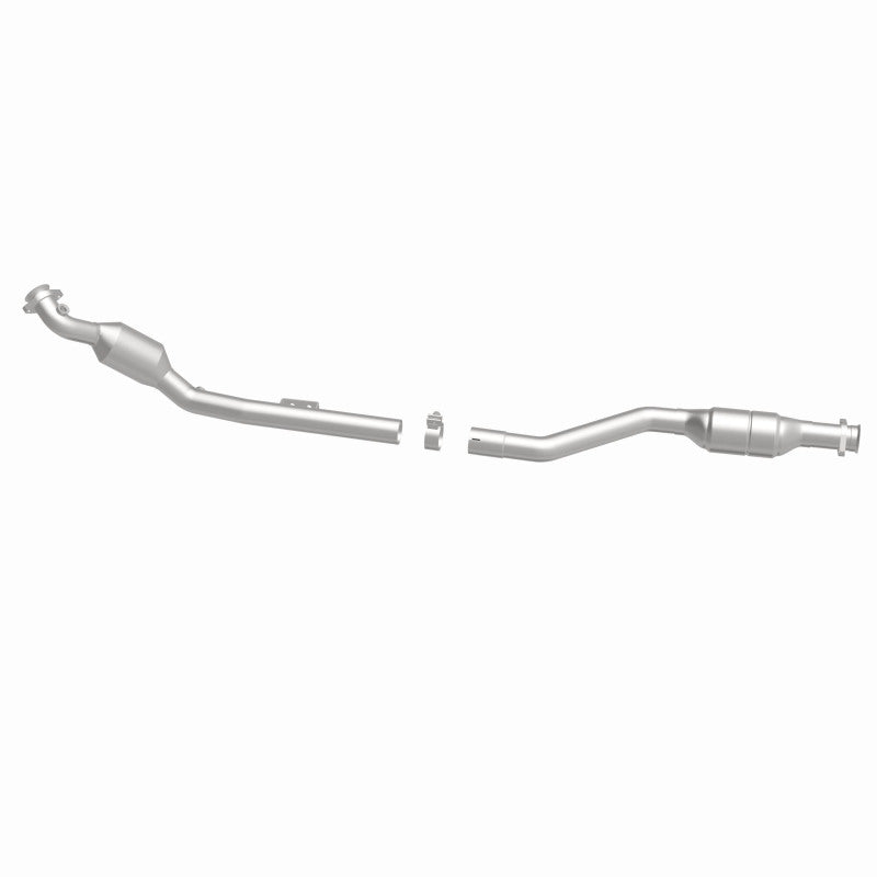 MagnaFlow Mercedes-Benz California Grade CARB Compliant Direct-Fit Catalytic Converter 444304 360 Degree Image Set