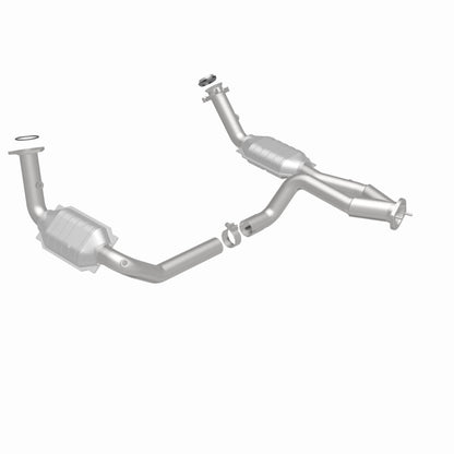 MagnaFlow OEM Grade Federal / EPA Compliant Direct-Fit Catalytic Converter 51097 360 Degree Image Set