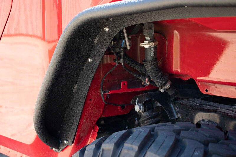 Fishbone Offroad 2020+ JT Gladiator Rear Steel Tube Fenders FB23209R FB23209R Photo - lifestyle view