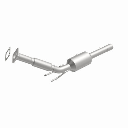 Magnaflow 05-14 Volkswagen Jetta 2.5L Direct Fit Cat Converter 5661990 5661990 360 Degree Image Set