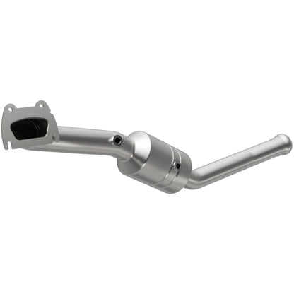 MagnaFlow OEM Grade Federal / EPA Compliant Direct-Fit Catalytic Converter 49737 Photo - Primary