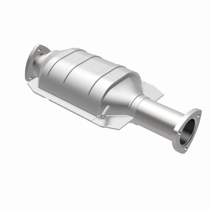 MagnaFlow Alfa Romeo Standard Grade Federal / EPA Compliant Direct-Fit Catalytic Converter 23504 360 Degree Image Set