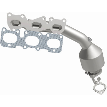 MagnaFlow Kia Sorento OEM Grade Federal / EPA Compliant Manifold Catalytic Converter