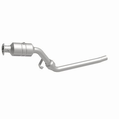 MagnaFlow Audi A4 Quattro OEM Grade Federal / EPA Compliant Direct-Fit Catalytic Converter 51124 360 Degree Image Set