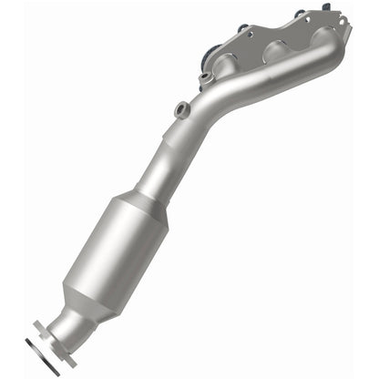 MagnaFlow Lexus OEM Grade Federal / EPA Compliant Manifold Catalytic Converter