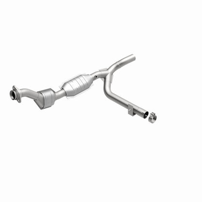 MagnaFlow Ford F-150 HM Grade Federal / EPA Compliant Direct-Fit Catalytic Converter 23082 360 Degree Image Set