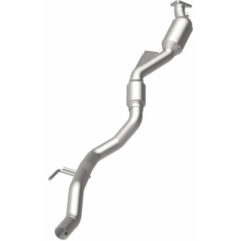 MagnaFlow Volkswagen Touareg California Grade CARB Compliant Direct-Fit Catalytic Converter 5551410 Photo - out of package