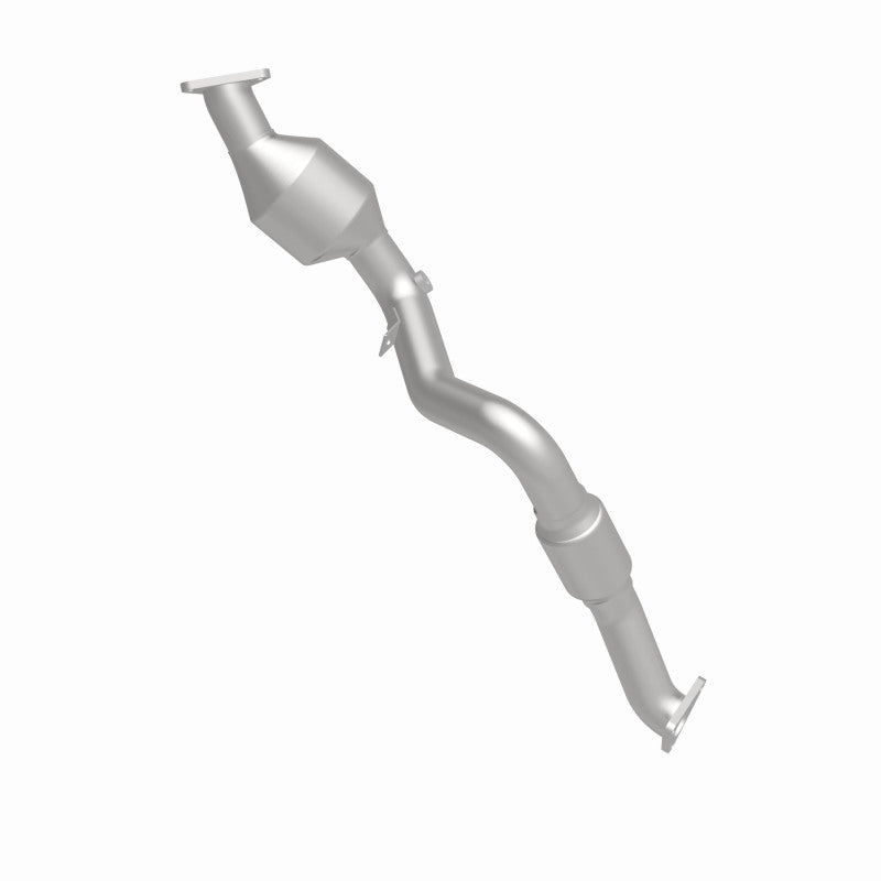 MagnaFlow OEM Grade Federal / EPA Compliant Direct-Fit Catalytic Converter 52586 360 Degree Image Set