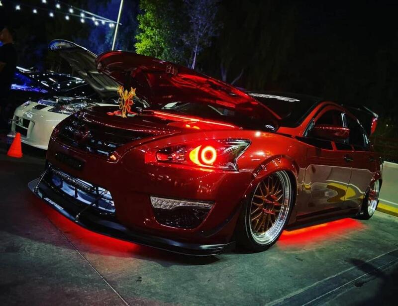 ORACLE Lighting Oracle Engine Bay 5050 SMD Kit - RGB ColorSHIFT 2704-333 2704-333 Photo - lifestyle view