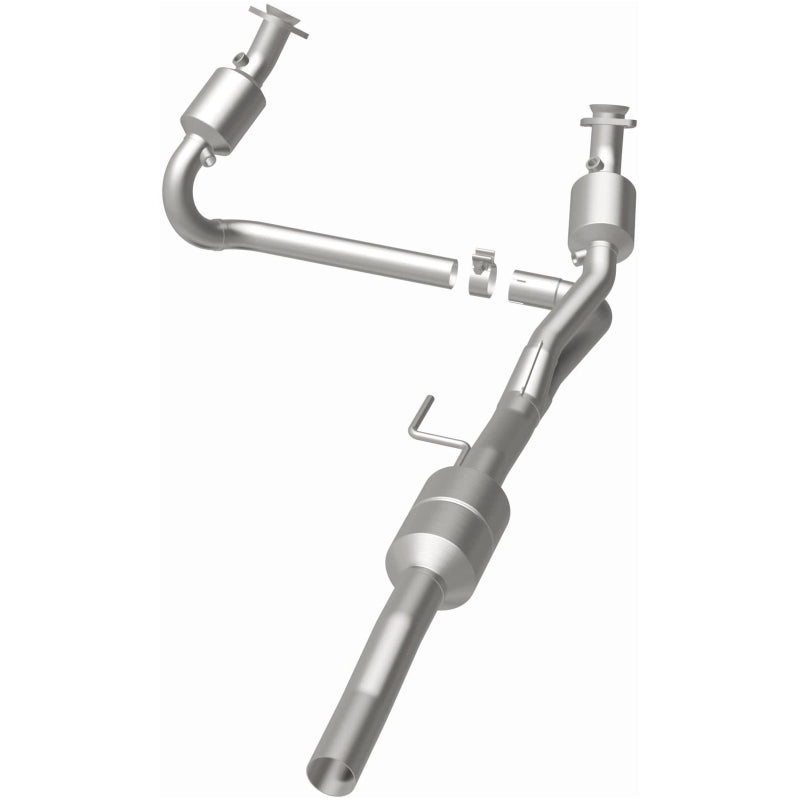 MagnaFlow Dodge Durango OEM Grade Federal / EPA Compliant Direct-Fit Catalytic Converter 51348 Photo - out of package