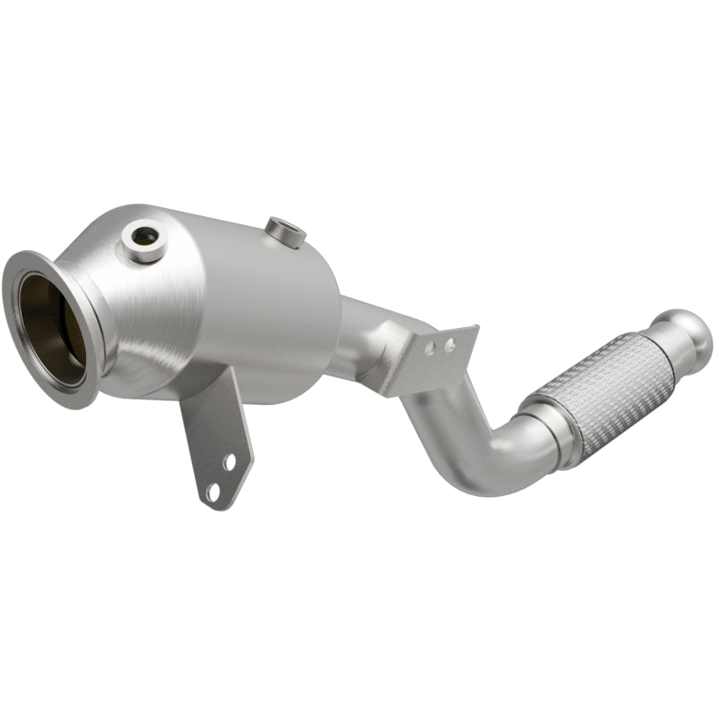 MagnaFlow Mercedes-Benz Metris OEM Grade Federal / EPA Compliant Direct-Fit Catalytic Converter 21-897 Photo - Primary