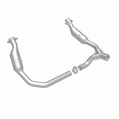 MagnaFlow Dodge Ram 1500 California Grade CARB Compliant Direct-Fit Catalytic Converter 5551291 360 Degree Image Set