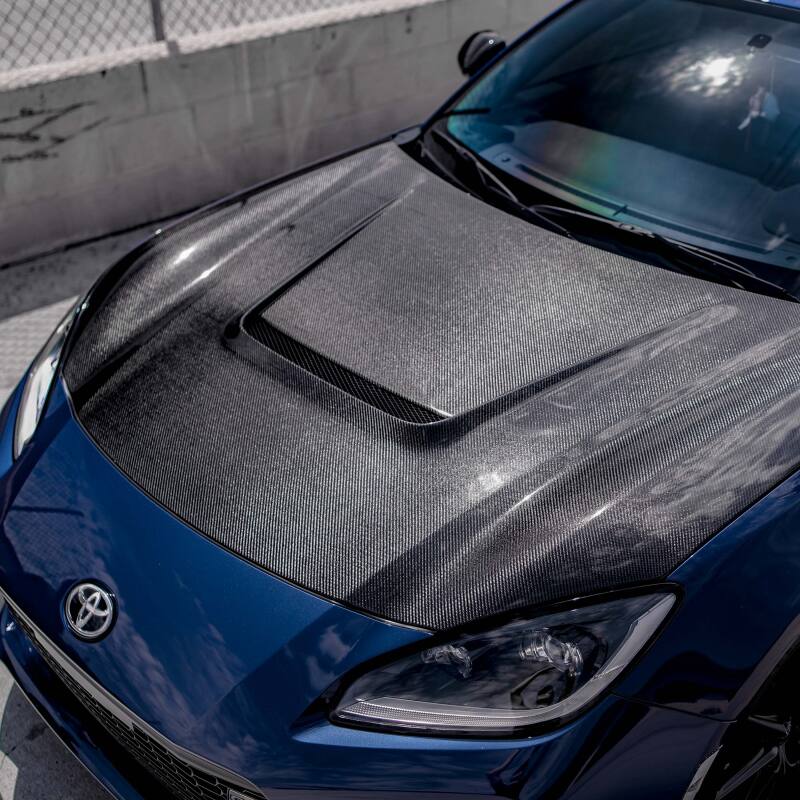 Seibon 2022 Toyota GR86/Subaru BRZ Carbon Fiber Hood HD22TY86-VS User 1