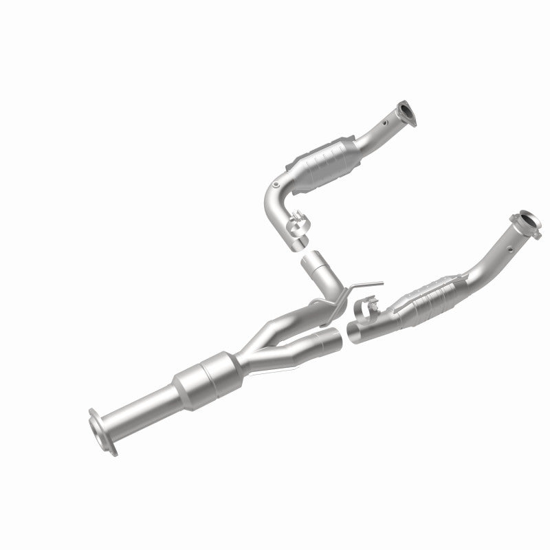 MagnaFlow OEM Grade Federal / EPA Compliant Direct-Fit Catalytic Converter 51812 360 Degree Image Set