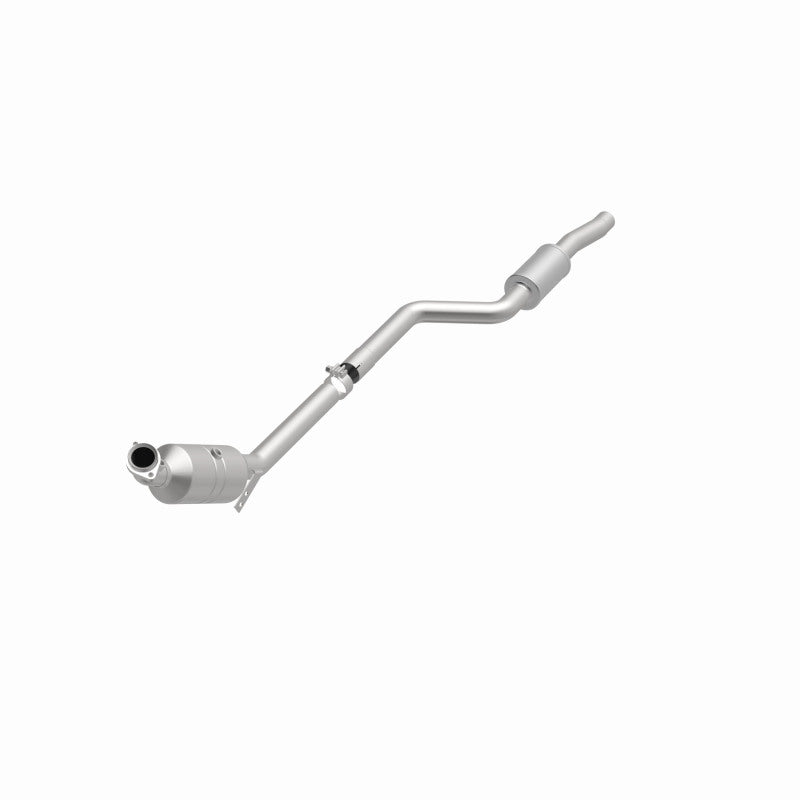 MagnaFlow Mercedes-Benz California Grade CARB Compliant Direct-Fit Catalytic Converter 5561919 360 Degree Image Set