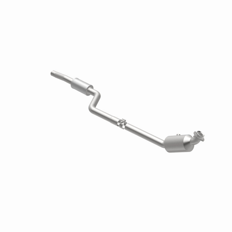 MagnaFlow Mercedes-Benz C300 OEM Grade Federal / EPA Compliant Direct-Fit Catalytic Converter 21-498 360 Degree Image Set