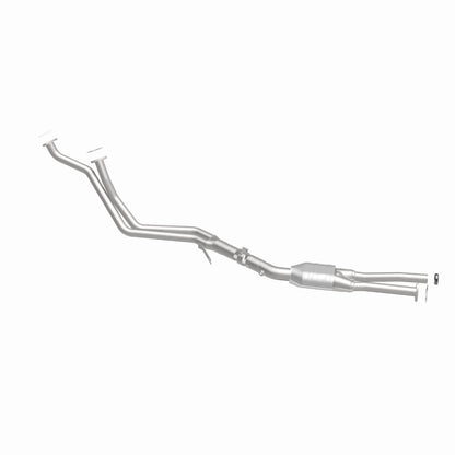 MagnaFlow BMW Standard Grade Federal / EPA Compliant Direct-Fit Catalytic Converter 23556 360 Degree Image Set