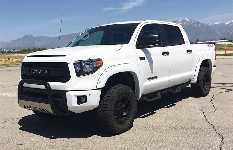 Tuff Country 07-22 Tundra 4X4/2wd 3in Front/1in Rear Lift Kt (SX6000) 53072KH 53072KH Photo - Mounted