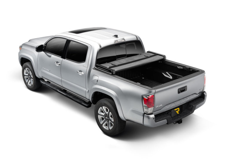 Extang Toyota Tundra (5 1/2 ft) 2014-19 (without rail system) 92460 Photo - Mounted