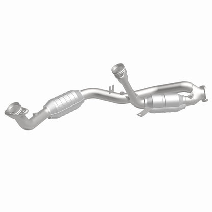 MagnaFlow Ford Taurus California Grade CARB Compliant Direct-Fit Catalytic Converter 444033 360 Degree Image Set