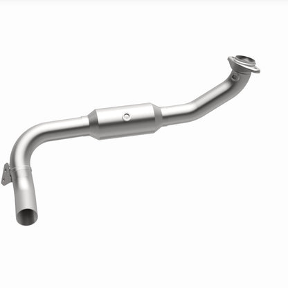 Magnaflow 05-06 Lincoln Navigator 5.4L Direct Fit Catalytic Converter - Passenger Side 4651507 4651507 360 Degree Image Set