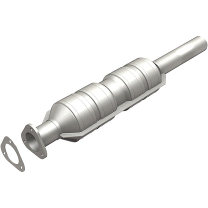 MagnaFlow Ford HM Grade Federal / EPA Compliant Direct-Fit Catalytic Converter