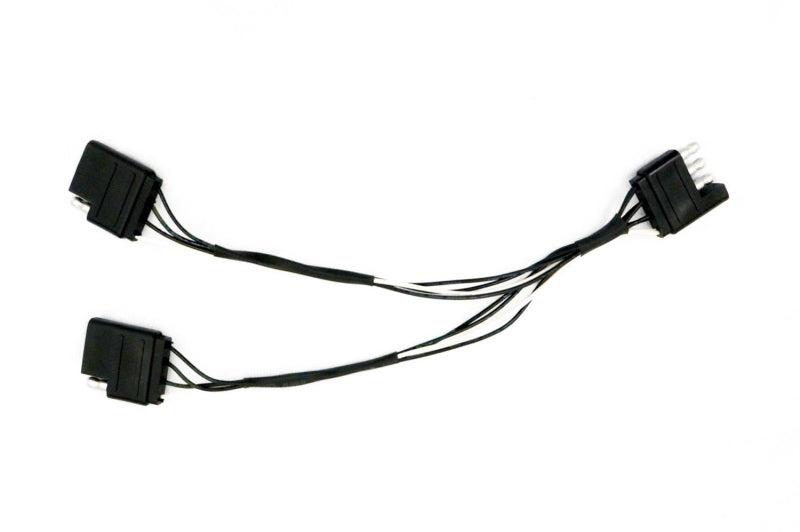 Putco Universal, Y-Adaptor (4-Pin connector adapter) 90009-Y Photo - Primary