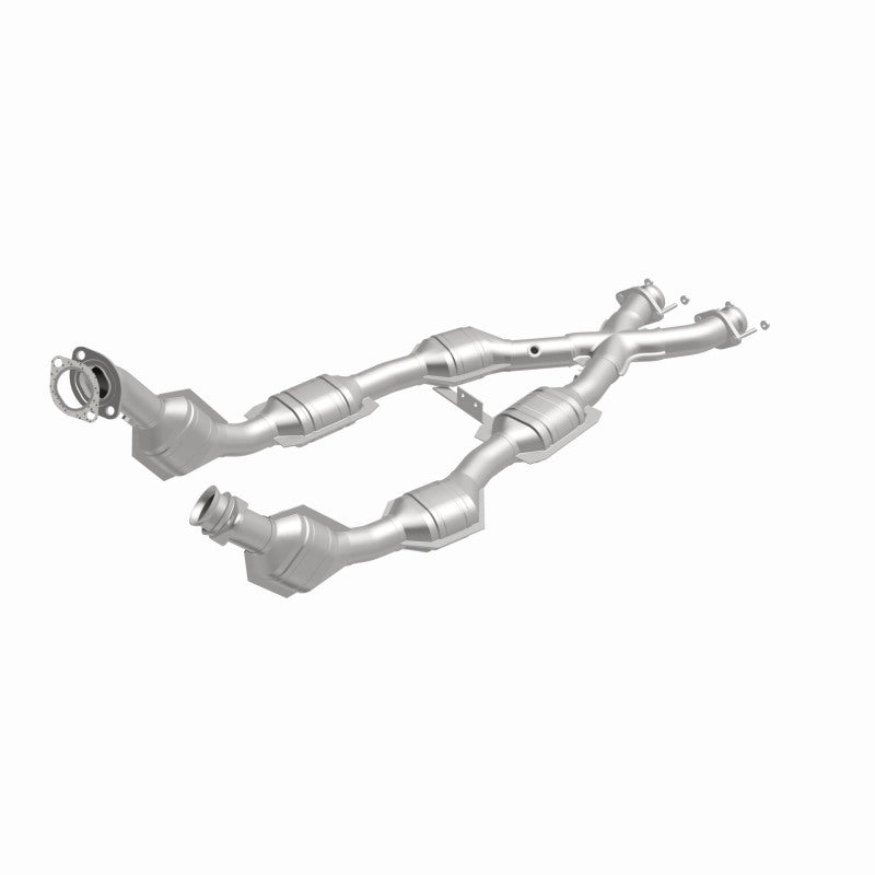 MagnaFlow Ford Mustang HM Grade Federal / EPA Compliant Direct-Fit Catalytic Converter 93348 360 Degree Image Set